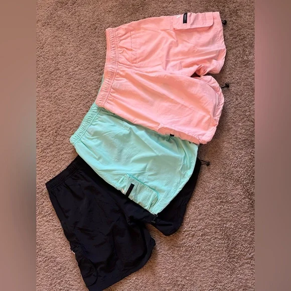 Black Pike Mesh Cargo Shorts - Picture 2 of 3